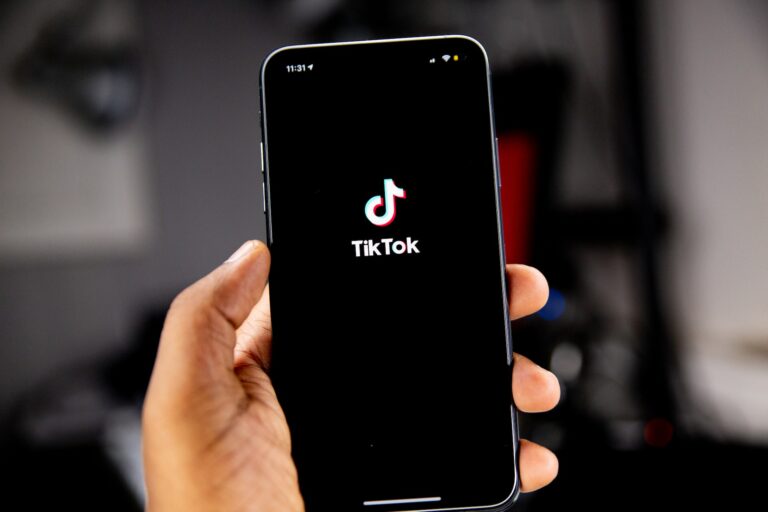 ¿Podemos confiar en los consejos comerciales de TikTok? 